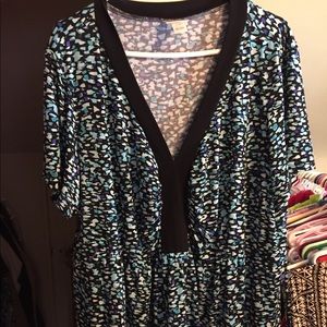 Plus size maternity shirt